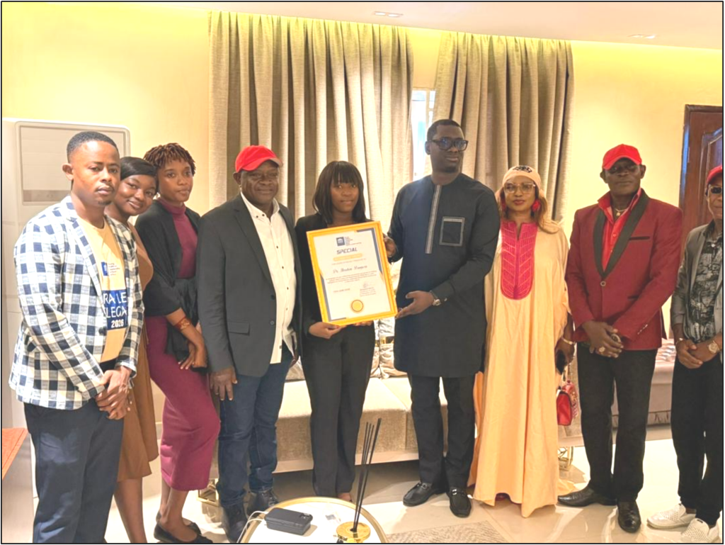 YPLS Africa Cohort 13 Delegates Present Award to Dr Ibrahim Bangura